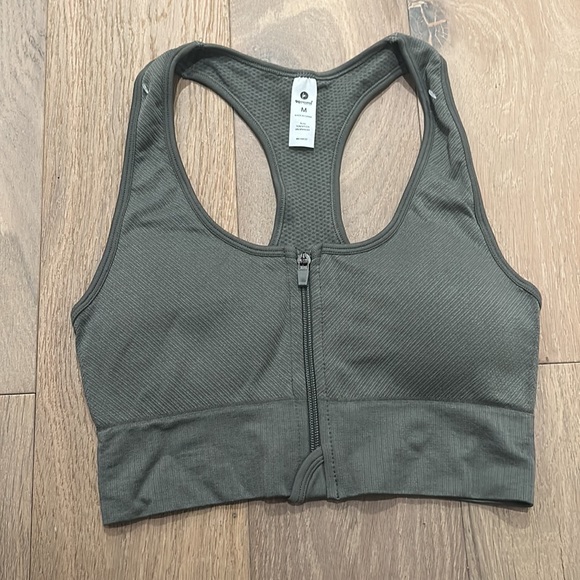 Two 90 Degree Zip Up Sports Bras - Picture 2 of 4